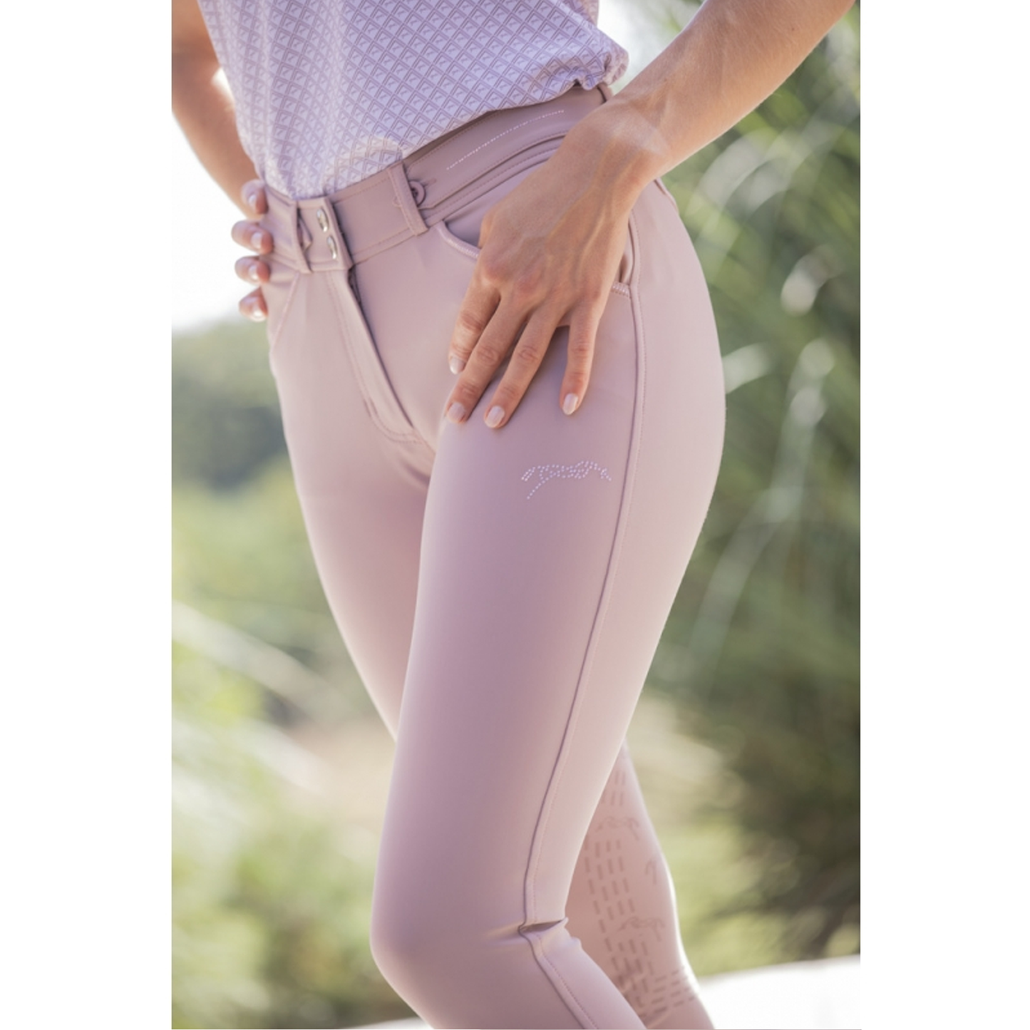 Elegance Breech