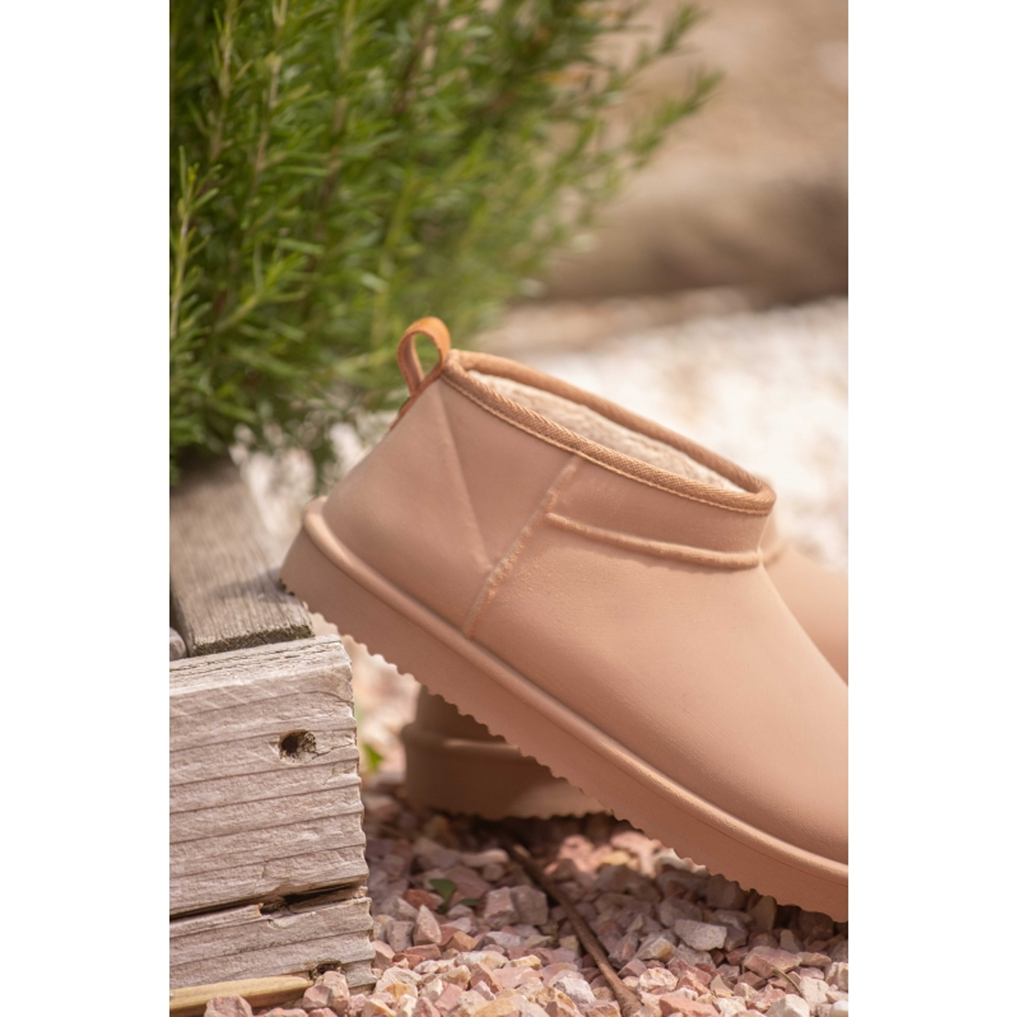 Mini Boots