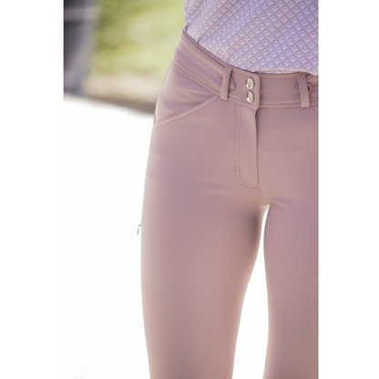 Elegance Breech
